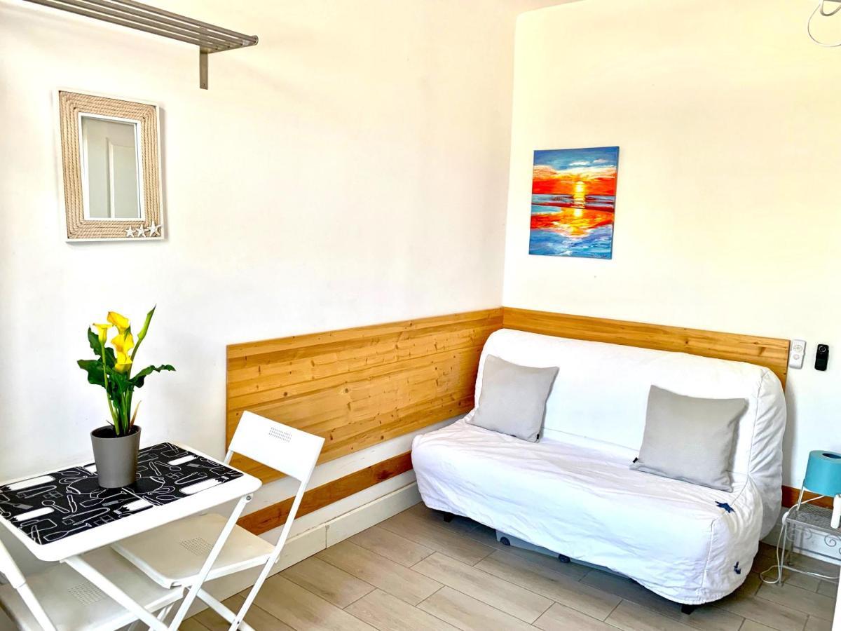 Blue Summer Vibes Mini Studio For Two, Ac, Parking, Beach At 50M, Spa Access -2 라시오타 외부 사진