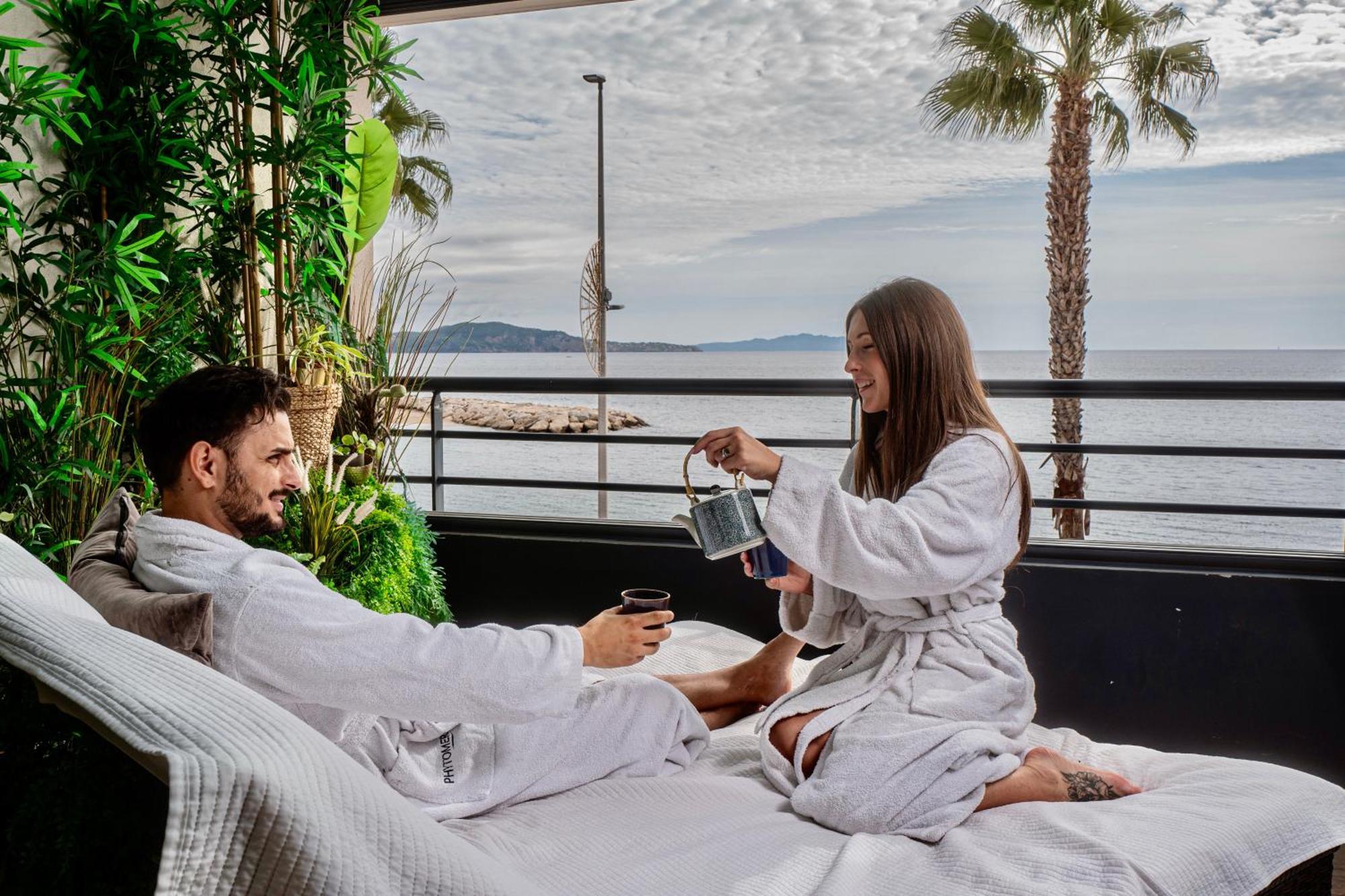 Blue Summer Vibes Mini Studio For Two, Ac, Parking, Beach At 50M, Spa Access -2 라시오타 외부 사진